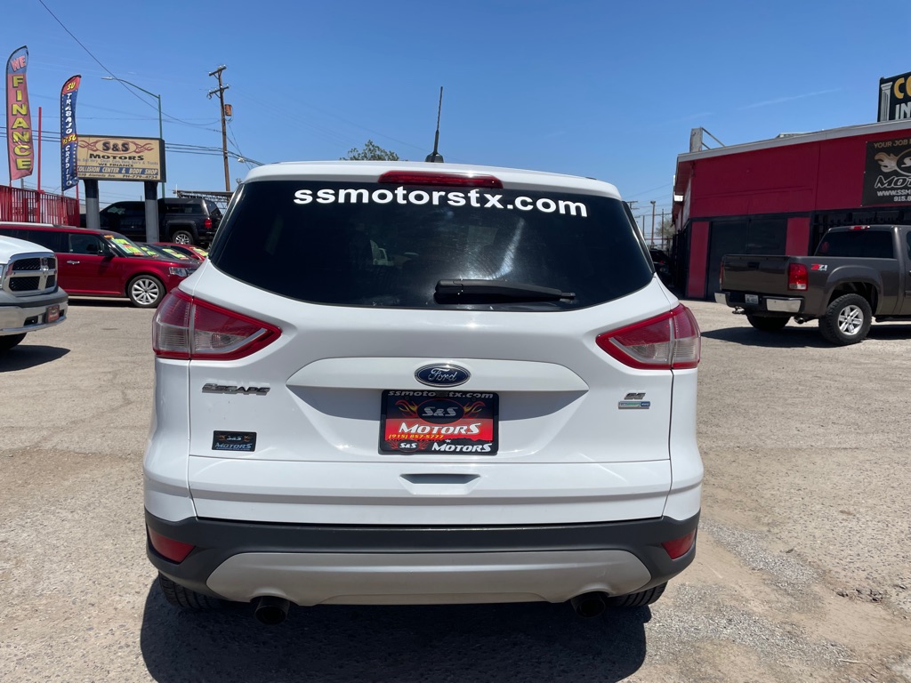 2016 FORD ESCAPE SE