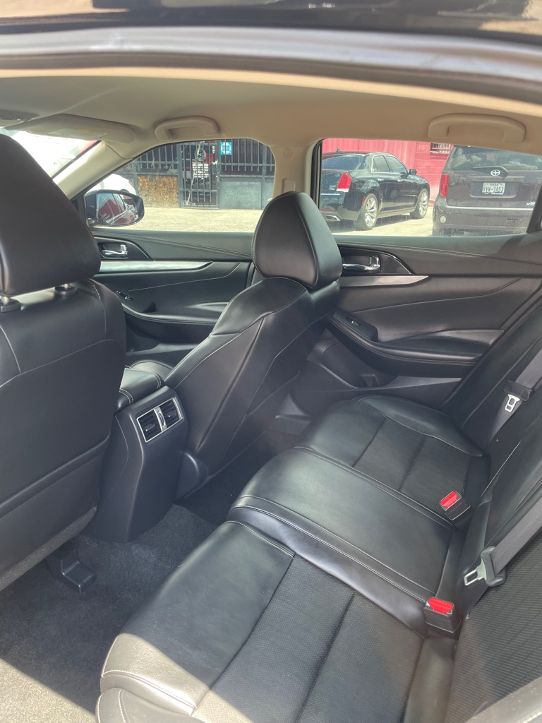 2019 NISSAN MAXIMA S