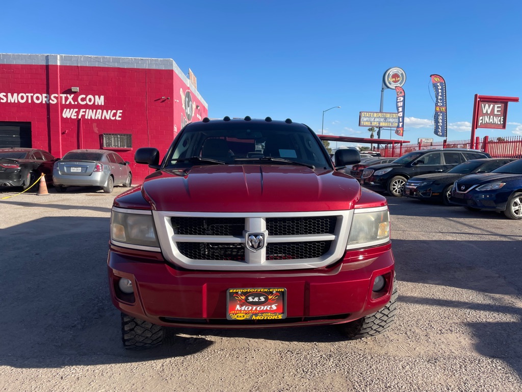 2011 DODGE DAKOTA SLT
