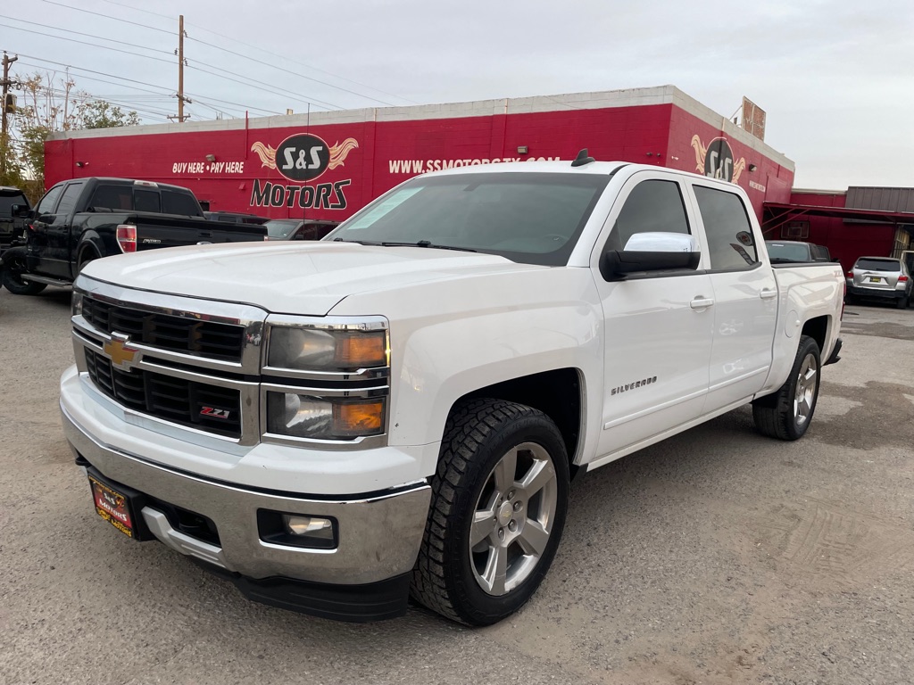 2015 Chevrolet Silverado 1500 LT photo 2