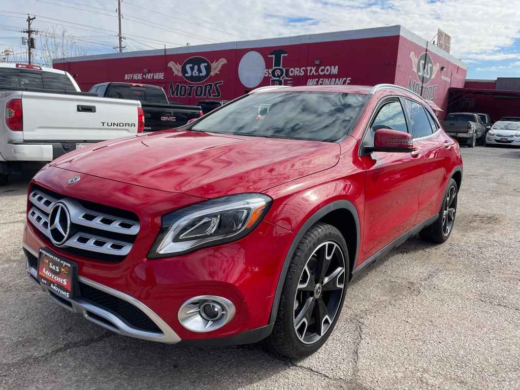 2019 Mercedes-Benz GLA GLA250's photo