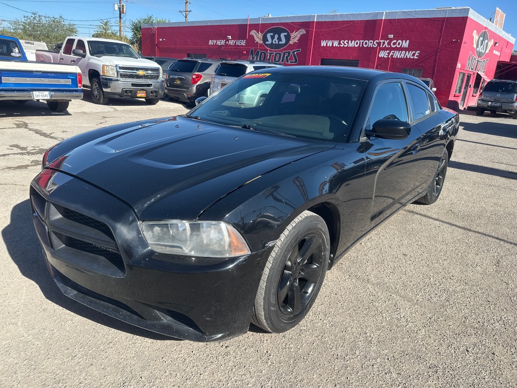 2014 Dodge Charger SE's photo